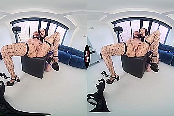 Virtual Reality In Hot Double