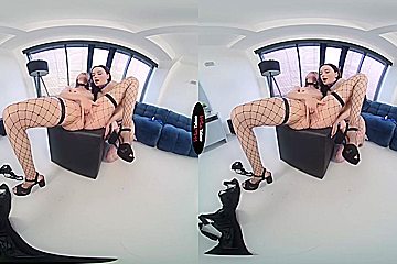 Virtual Reality In Hot Double