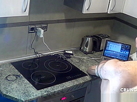Webcam in the kitchen with Jess used raw by Jorhe Leal - HomeWebCamera