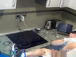 Webcam in the kitchen with Jess used raw by Jorhe Leal - HomeWebCamera