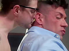 Wet Justin Brody Agrees To Sloppy Fucking