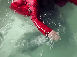 Wet32 1080p
