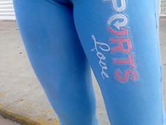 blue latina cameltoe leggins on the street