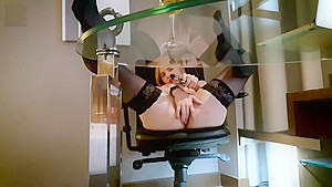 crossed legs mstbt + anal toy + vape + wine == strongest orgasm by CODEFUCK
