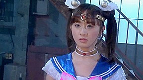 giro-92 01 Japanese superheroine