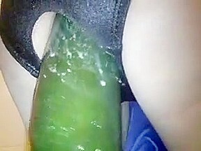 globo y pepino en mi culo 