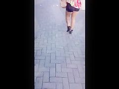 gostosa desfilando