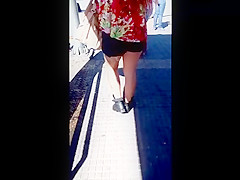 gostosa desfilando
