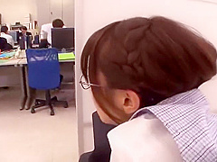 事務所の物陰でフェラをしながらローターを当てられパンストを裂いて手マンいろいろな体位で突き入れられ顔にブッカケられています。