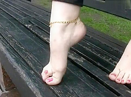 katya walking barefoot in public on a rainy day 3