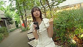 アイドルフェイスと長身スレンダーボディを併せ持った妹系女子!Hなことに興味津々で自ら応募!パッチリした目で見つめながら濃厚ディープキス!今日はベッドの滑走路からセックスフライト!テイクオフ!