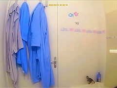 shower very cute
