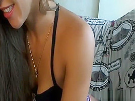 smiling-cam-girl-takes-it-all-off-for-her-viewers-HI from webcam-privates n