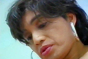 tgirl hammers her mature Neighbour - Gentledudess video