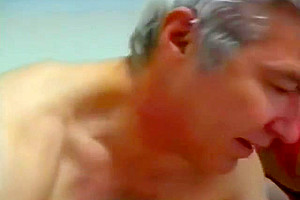 tgirl hammers her mature Neighbour - Gentledudess video