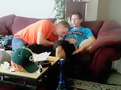 twink sucked by 2 bears