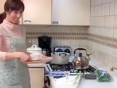 wearing glass gets fucked by her step brother in the kitchen